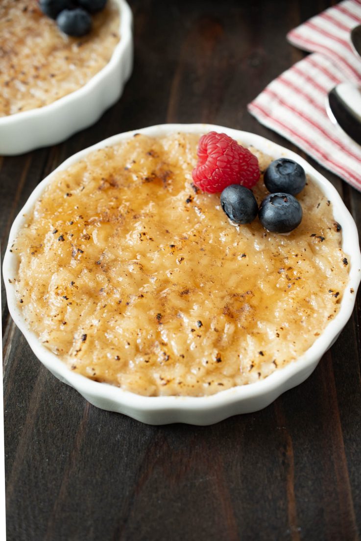 Oat milk rice pudding topped with fruit