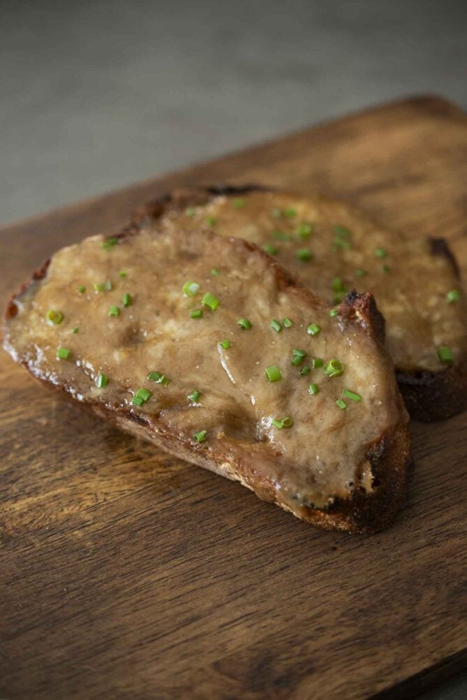 2 slices of Welsh rarebit